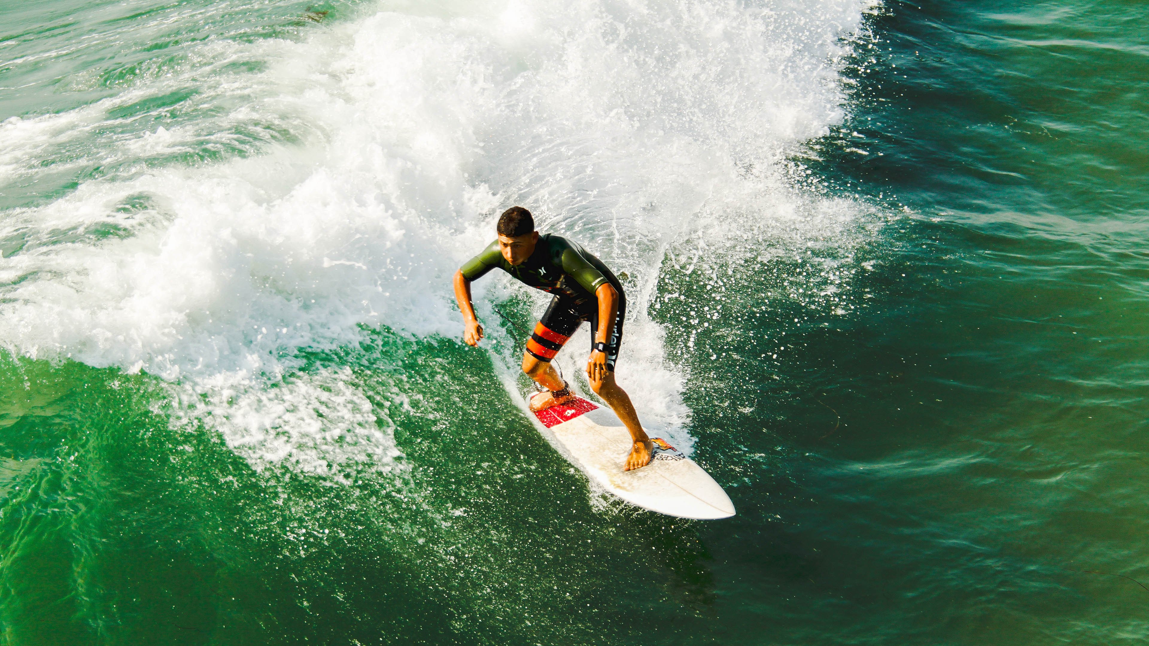 未来赛车的创新材料揭秘，未来赛车的创新材料揭秘是什么